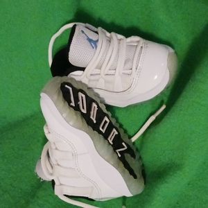 Toddlers sneakers
